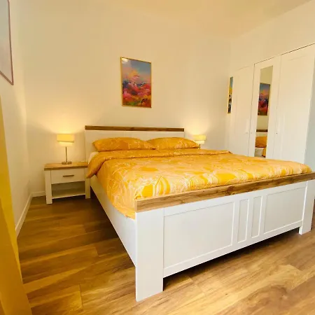 Apartment Maja Split